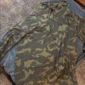 Camo turtleneck